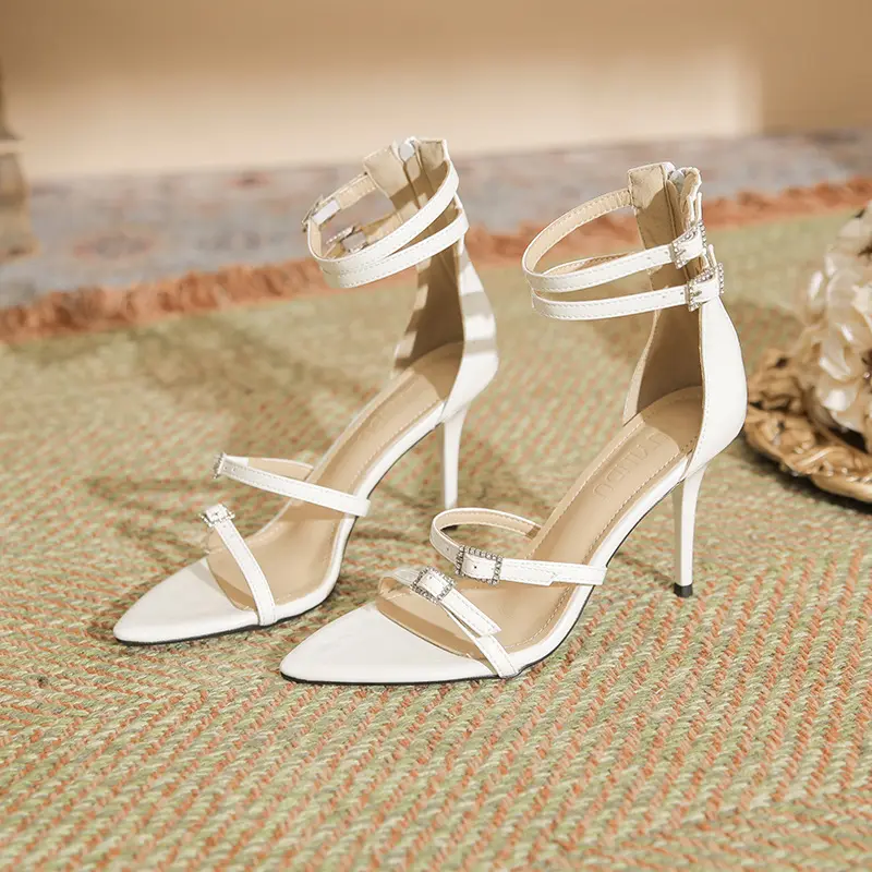 2024 scarpe con cintura sottile romana a punta con tacco speciale super sexy sandalo da donna stile francese scarpe con tacchi sottili