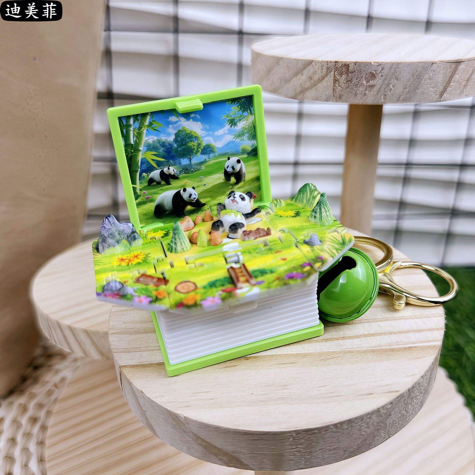 Livre magique pliable - Panda de Chine