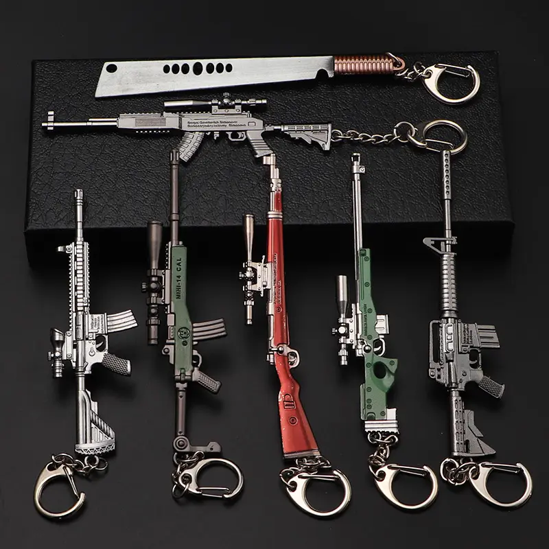 Oyun modeli silah anahtarlık modeli anahtarlık Metal kolye hatıra aksesuarları hediye oyuncak kolye anahtarlık