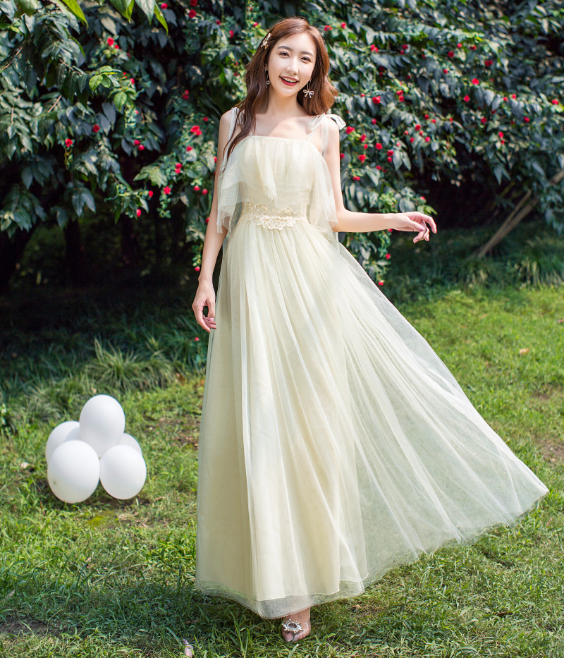 Champagne E with one shoulder