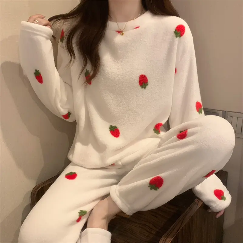 New Arrival Long Sleeves Cute Flannel Pajamas Autumn Winter Fleeced Two Pieces Women Loungewear Sets