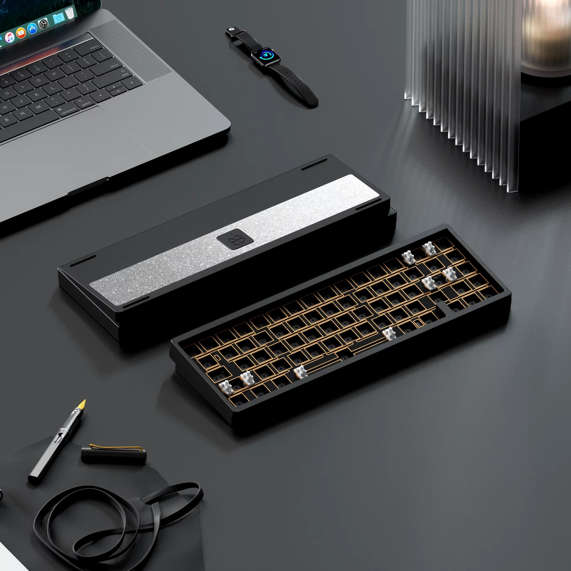 ชุดสีดำ