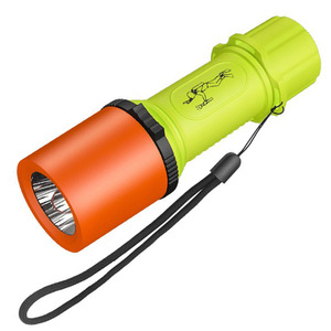 مصباح LED للغوص مقاوم للماء IP68 مصباح يدوي جديد للغوص الليلي مع تحكم قوي في الإضاءة ومفتاح مغناطيسي - Product Image 1