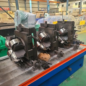TY60高周波溶接ストレートシームチューブミル自動ERWパイプ製造機