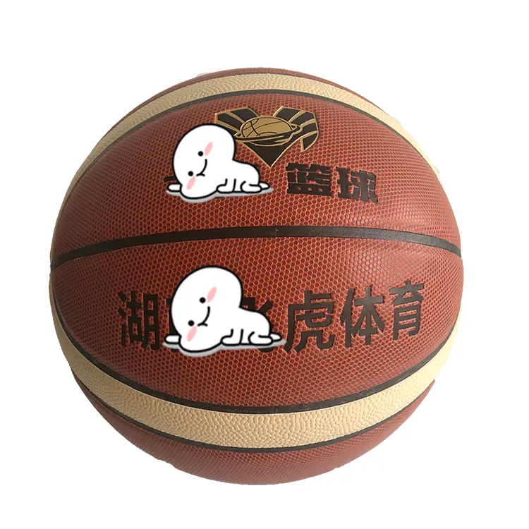 2022 fotos de impresión de patrones impresas en pelota de baloncesto de cuero con alta calidad