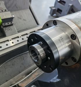Tecnologia Taiwanese Servo programmabile centro di tornitura CNC macchina doppia contropunta servizio medio Fanuc Siemens-utilizzato per lavori tornio - Product Image 4