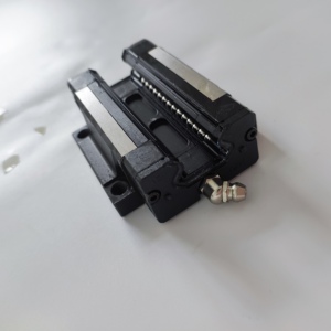 Bloques de guía de movimiento lineal XYZ de longitud personalizada Sistema CNC Carril compatible Rodamientos lineales Deslizador Guías lineales de calidad superior - Product Image 1