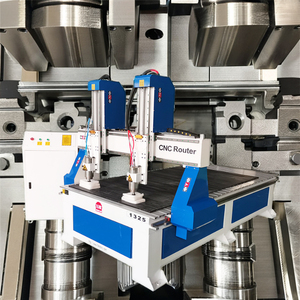 Máquina enrutadora de madera CNC 1325 con sistema de control DSP Tallado de 3 y 4 ejes para muebles de madera para tiendas de impresión