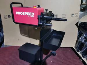 DK-983 Serial <strong>on</strong> <strong>Car</strong> <strong>Brake</strong> <strong>Lathe</strong> <strong>Machine</strong> Disc <strong>Brake</strong> Cutting <strong>Machine</strong>