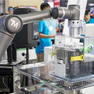 Drag-programmierter Schweiß roboter Kol labor ativer Schweiß sprüh roboter Mensch-Maschine-kol labor ativer Roboter mit Laufwelle - Product Image 4