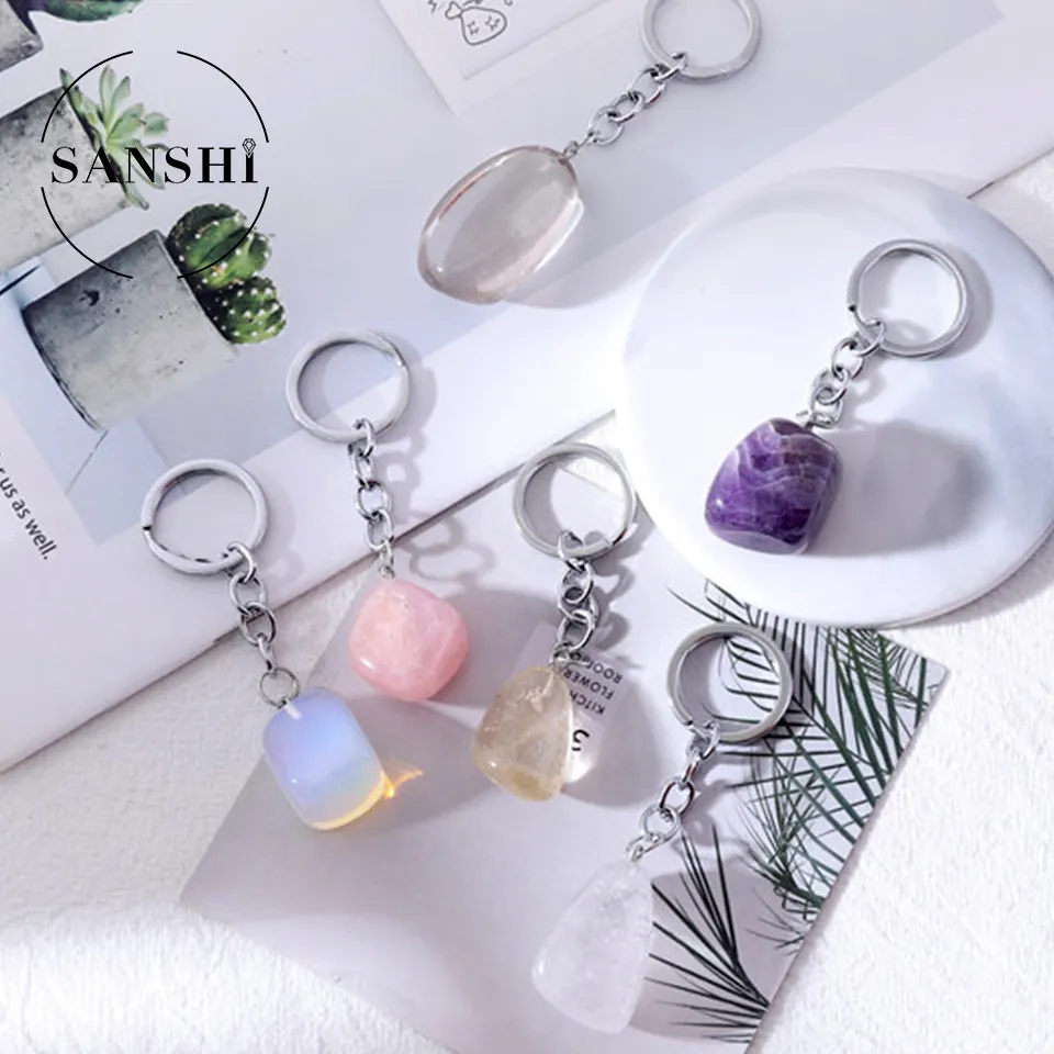 Bester Preis Tasche Schlüssel anhänger Kristall Amethyst Unregelmäßiger Naturstein Anhänger Edelstahl Ring Schlüssel anhänger