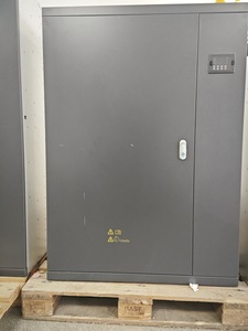 Entrada de CC 22kw 380V Inversor de bomba solar Control vectorial trifásico Convertidor de frecuencia de alta potencia para bombas