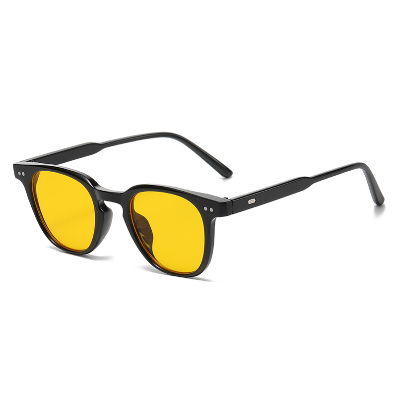 Lentille jaune cadre noir