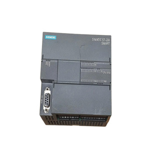 Nuevo SR30 ST30 Salida de relé 18 entradas/12 salidas 6ES7288-1SR30-0AA1 6ES7288-1ST30-0AA1 Procesadores de módulo PLC de salida de transistor