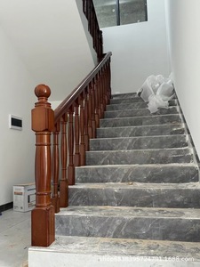 Nhà Sản Xuất Của Rắn Sồi Gỗ Cầu Thang Lan Can Thẳng Hộ Lan Tôn Sóng Trung Tâm Cột Khác Nhau Nhỏ Lớn Cột Tường Bảng - Product Image 5