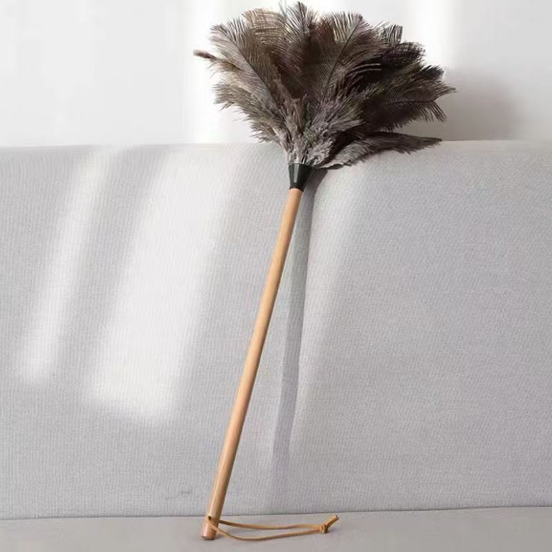 Plumeau en bambou et plumes d'autruche - 60 cm de long