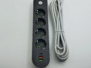欧洲标准配电盘，带三个USB插座和C型，畅销配电盘 - Product Image 4