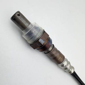 <span class=keywords><strong>O2</strong></span> sensore di ossigeno per Buick Chevy Cadillac GMC furgone pick-up sensore di ossigeno 234-4668 15284
