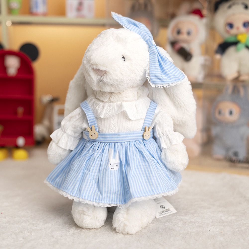 04-Wooden buckle blue and white skirt