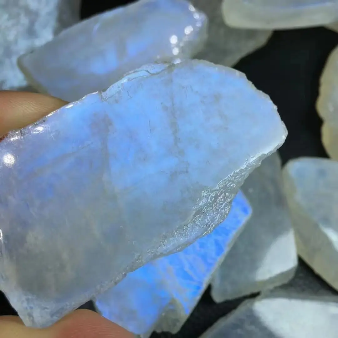 Piedra de cuarzo sin procesar, piedra lunar azul, piedras preciosas sin procesar a la venta
