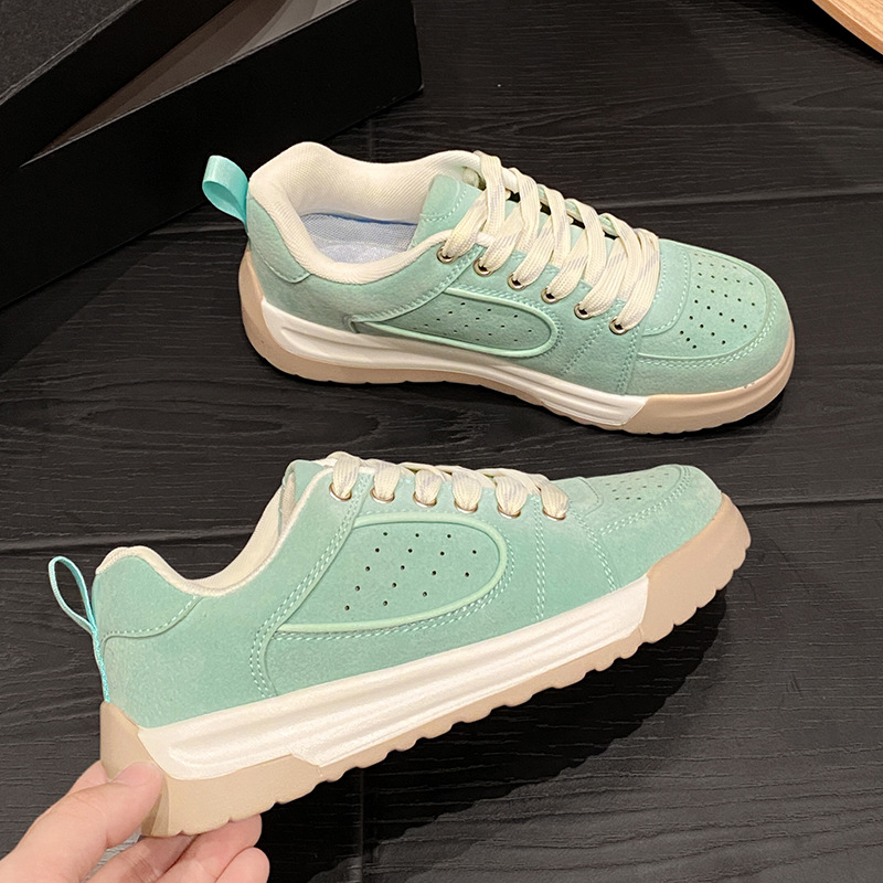 สีเขียว