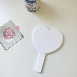 White heart18.3*12.8cm
