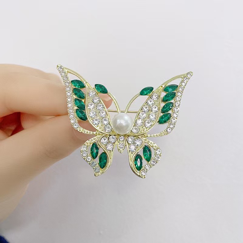 สีเขียว