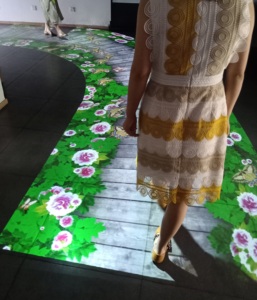 Hot Bán Thương Hiệu Mới Ban Đầu PLC Mô-đun Điều Khiển Servo Biến Tần Trò Chơi Video Tốt Nhất Bản Đồ Phần Mềm Tương Tác Tường Trò Chơi Chiếu - Product Image 1