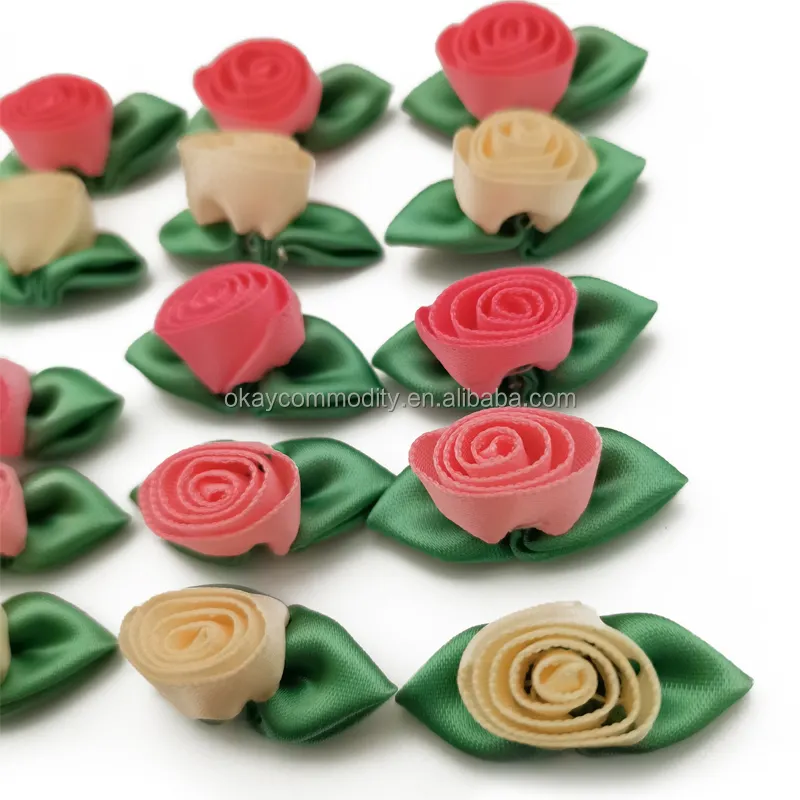Arcos de fita de rosa com folhas verdes, pequeno arco de cetim personalizado