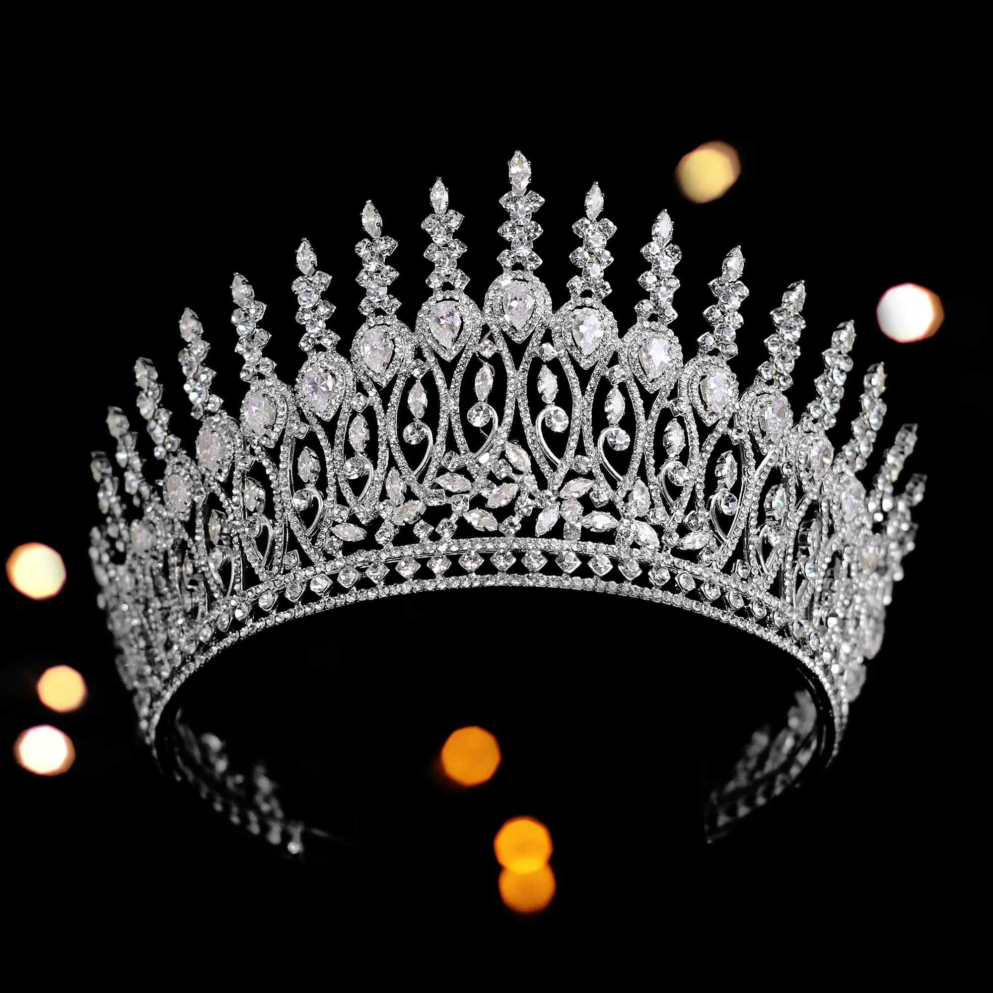 Venta al por mayor coronas y coronas nupciales DE BODA Y oro Cz Tiaras Zircon Miss Universo corona Tiaras de lujo para mujeres niñas