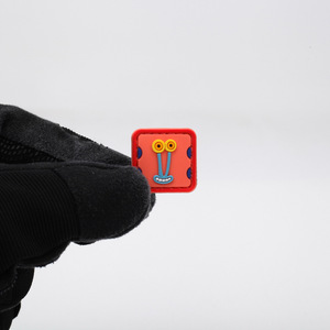 Qua biên giới <span class=keywords><strong>SpongeBob</strong></span> <span class=keywords><strong>Squarepants</strong></span> thiết lập tinh thần con dấu PVC mềm vá ánh sáng ban đêm vá Ba lô vá - Product Image 3