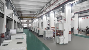 Factory Price Supply 3 <strong>Axis</strong> <strong>CNC</strong> Milling <strong>Machine</strong> <strong>CNC</strong> Horizontal Machining Center <strong>Lathe</strong> <strong>Machine</strong> - Product Image 5