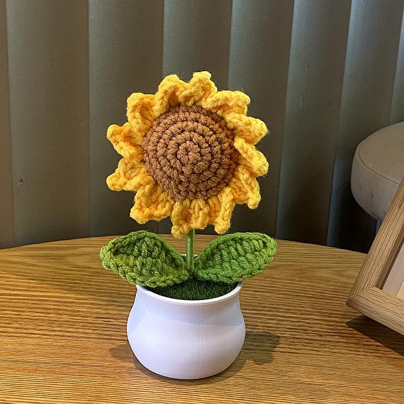 Sunflower potted plant (white pot)