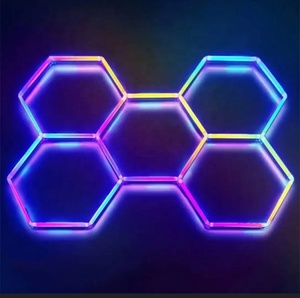 Luce esagonale con griglia a soffitto con dettagli rgb Garage esagrid luce esagonale lampada da soffitto per Bar da palestra - Product Image 1