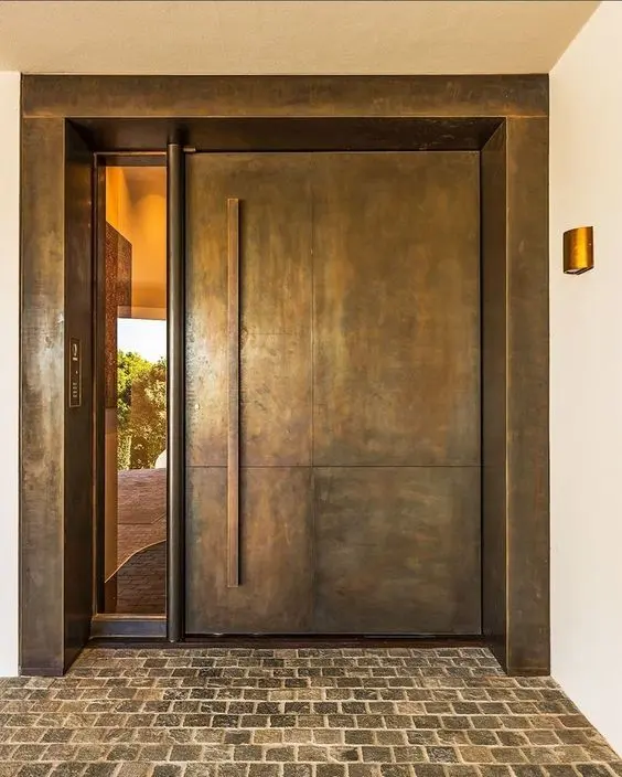 باب قوي من معدن الألمنيوم والنحاس ، أبواب أمان خارجية أمامية للمنازل