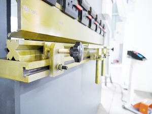 Tp10s-Controller-System für hydraulische Abkant pressen Cnc-Biege maschine Multi-Angle-und Multi-Step-und Backgauge-Programmierung