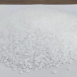 プラスチック材料HDPEバージン顆粒カラーマスターバッチ原料ペレット - Product Image 1