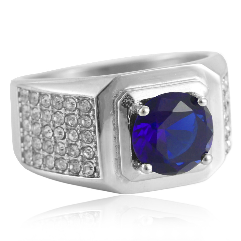 Steel-colored sapphire (US grade)