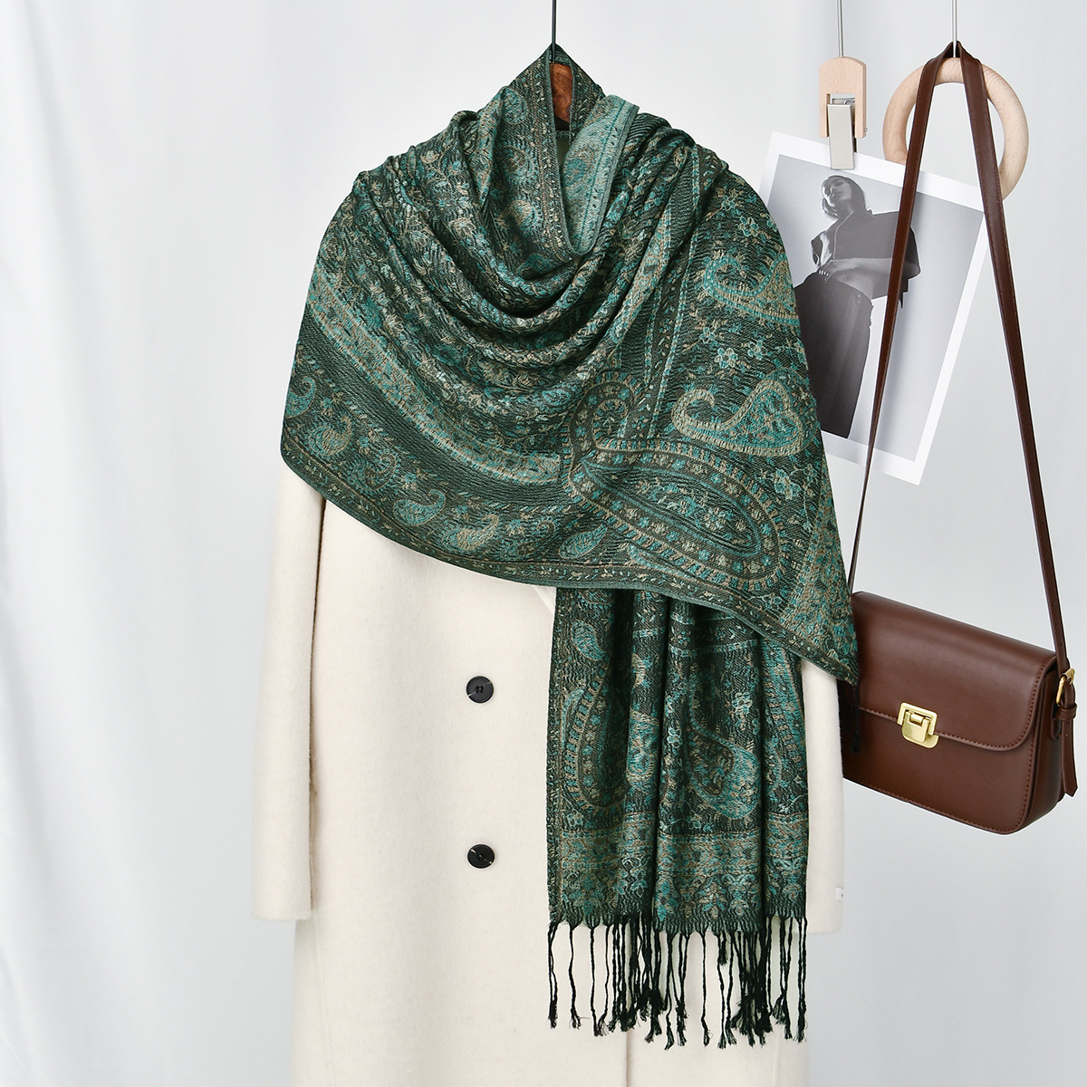 dark green