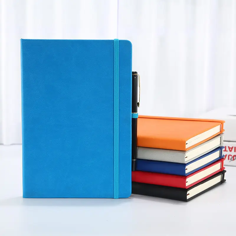 Cubierta de cuero PU con logo personalizado, planificador diario escolar, cuaderno con banda elástica y bolígrafo