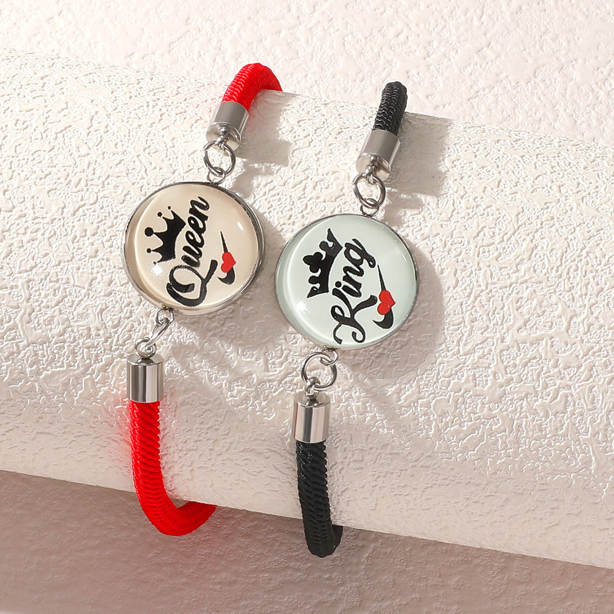Couronne reine corde rouge et noire