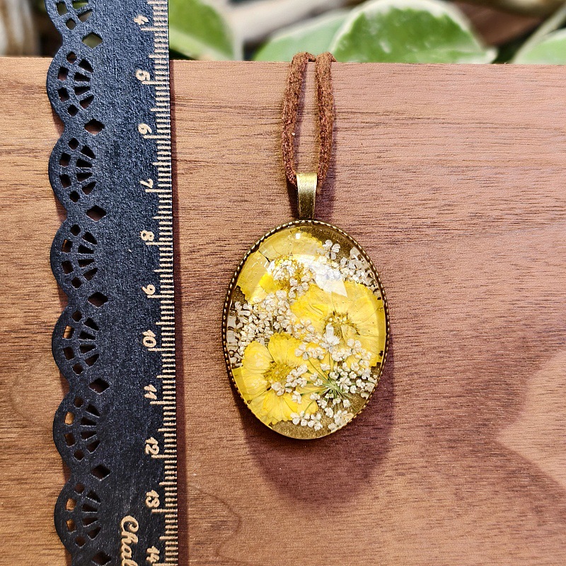 Yellow necklace