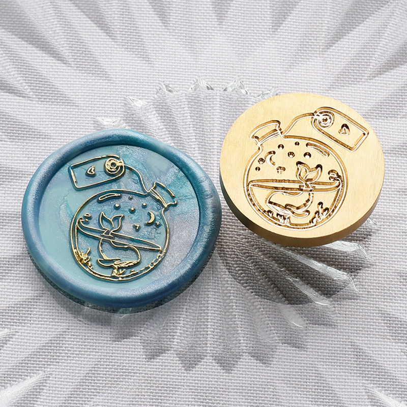 Baleine en bouteille - 3cm