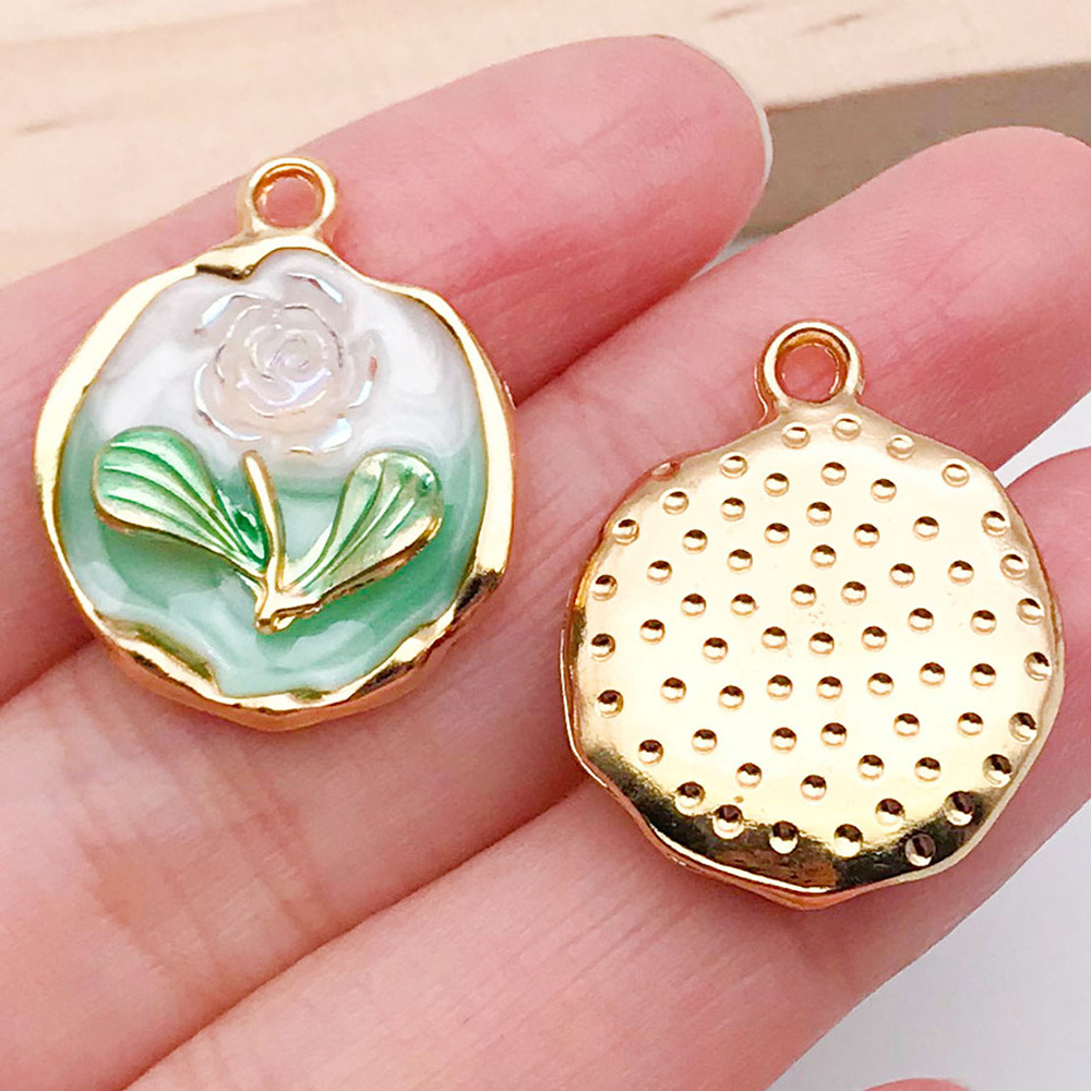 Grande fleur de couleur doublue 24x19mm vert