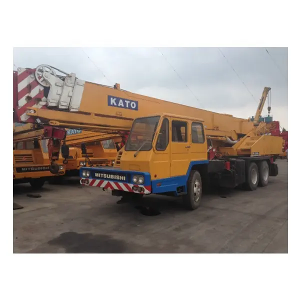 secondhand Kato NK250E 25 tons truck crane with high quality on sale