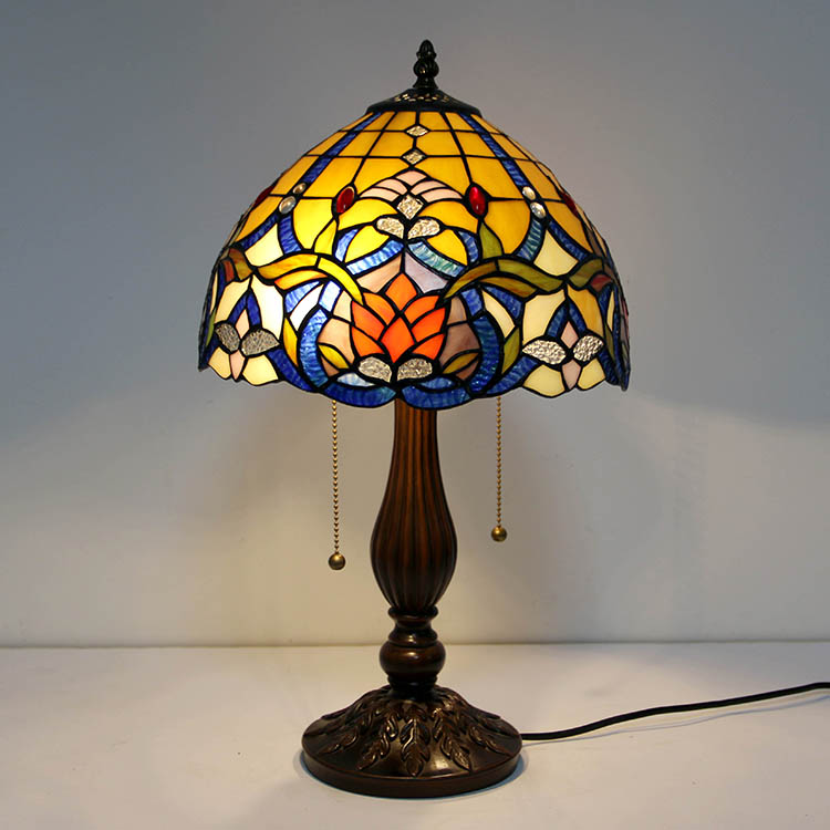 LongHuiJing Antique Tiffany Style desk lamps Stained Glass Rose lampshade table lamps Zinc alloy lamp base