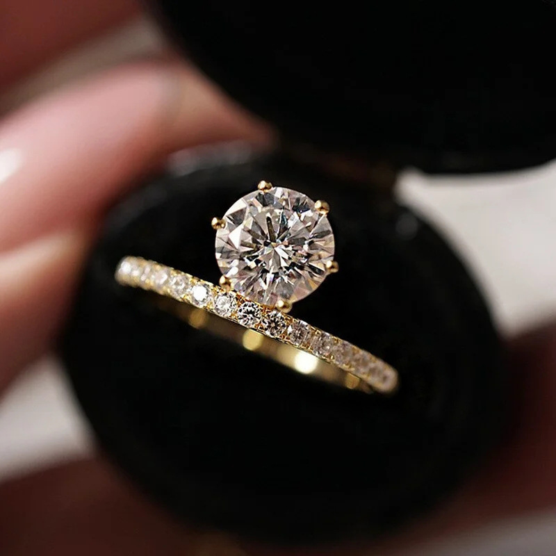 Q857 yellow gold