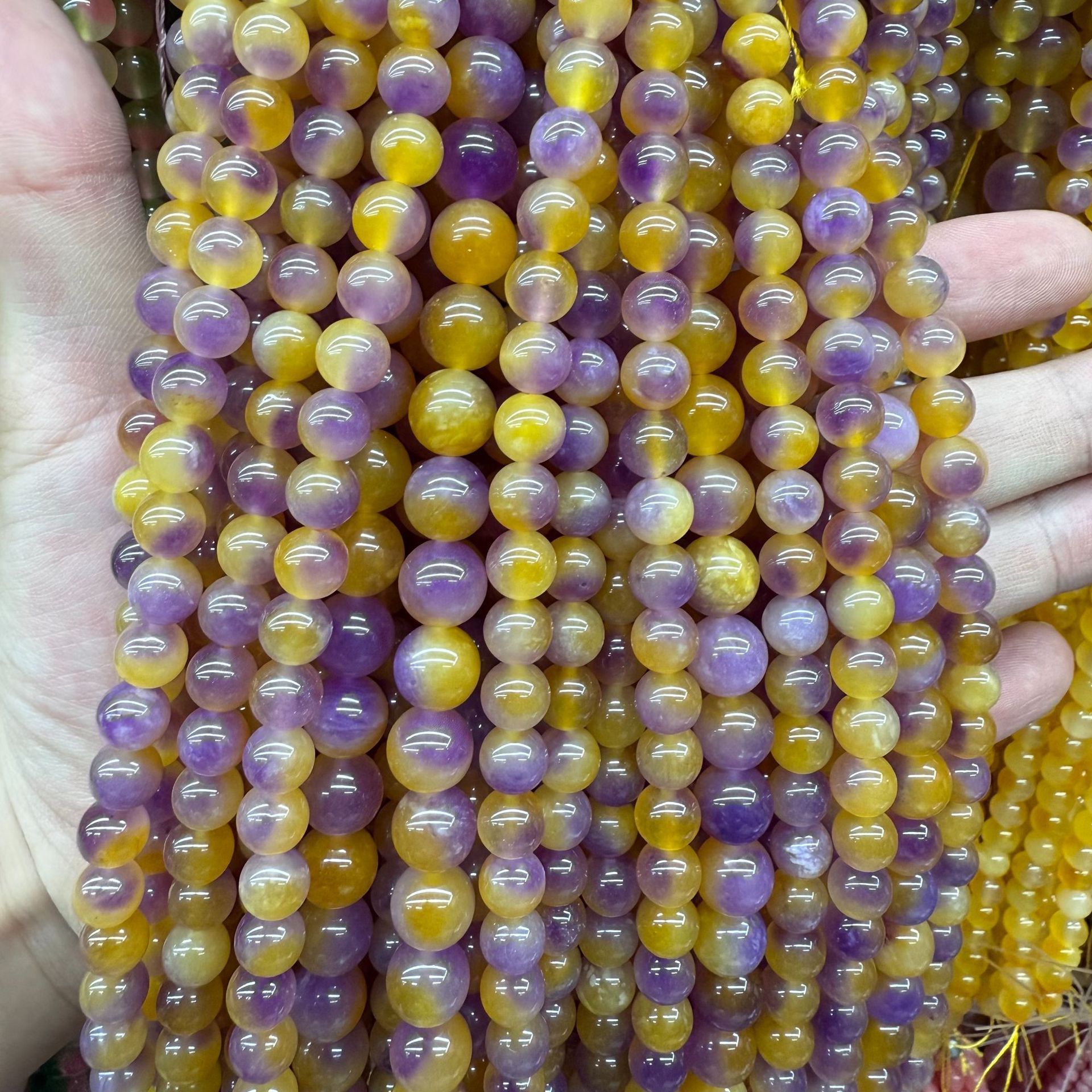Calcedonia moteada púrpura-amarilla optimizada para piedra natural 7a.