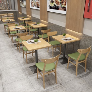 精致的技术餐厅摊位可容纳咖啡店和设计的现代家具