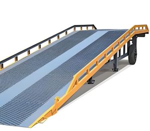 Strong frame boarding bridge hydraulic <strong>loading</strong> dock fixed boarding bridge for truck <strong>Loading</strong>